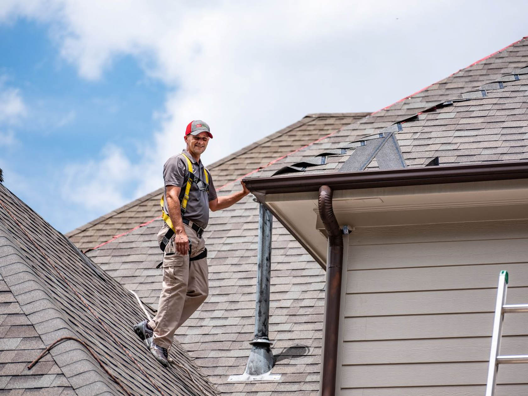 What to Look For in Roofing Contractors